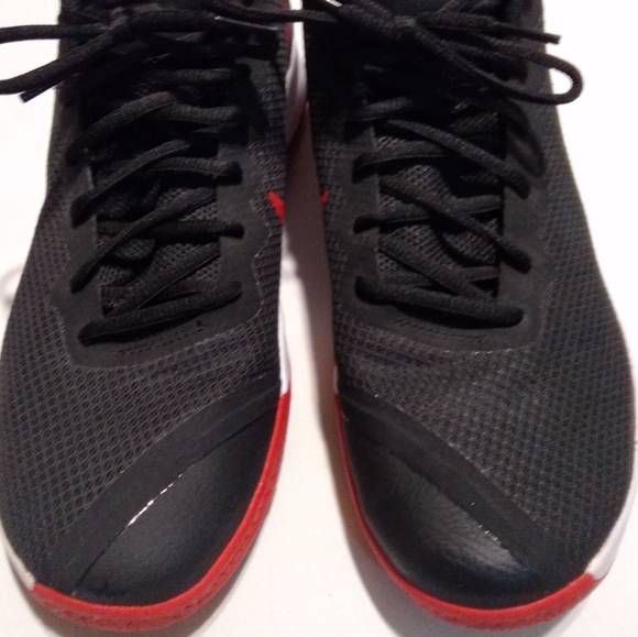 Labron James "Witness"  size 11 black and red basketball shoe - Picture 3 of 7